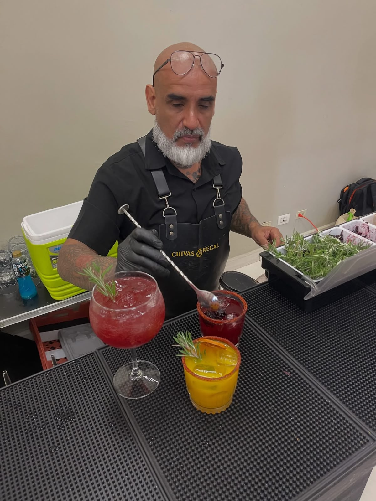 Servicio de cócteles en preparación
